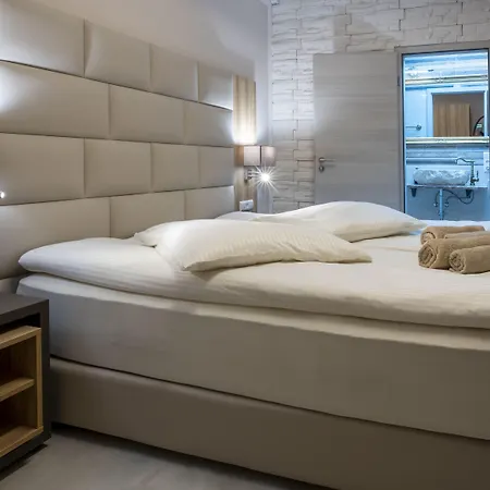 Restaurant Meteora Hotel 3*