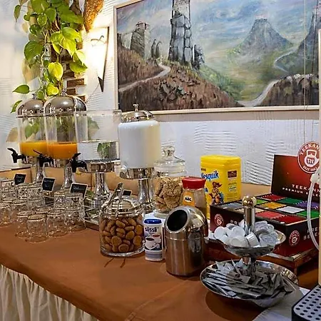 Restaurant Meteora Ξενοδοχείο Τούμπινγκεν