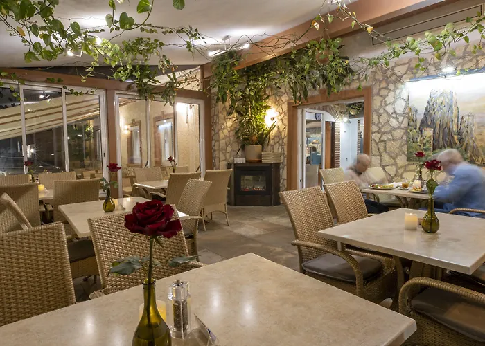 Restaurant Meteora Hotel 3*